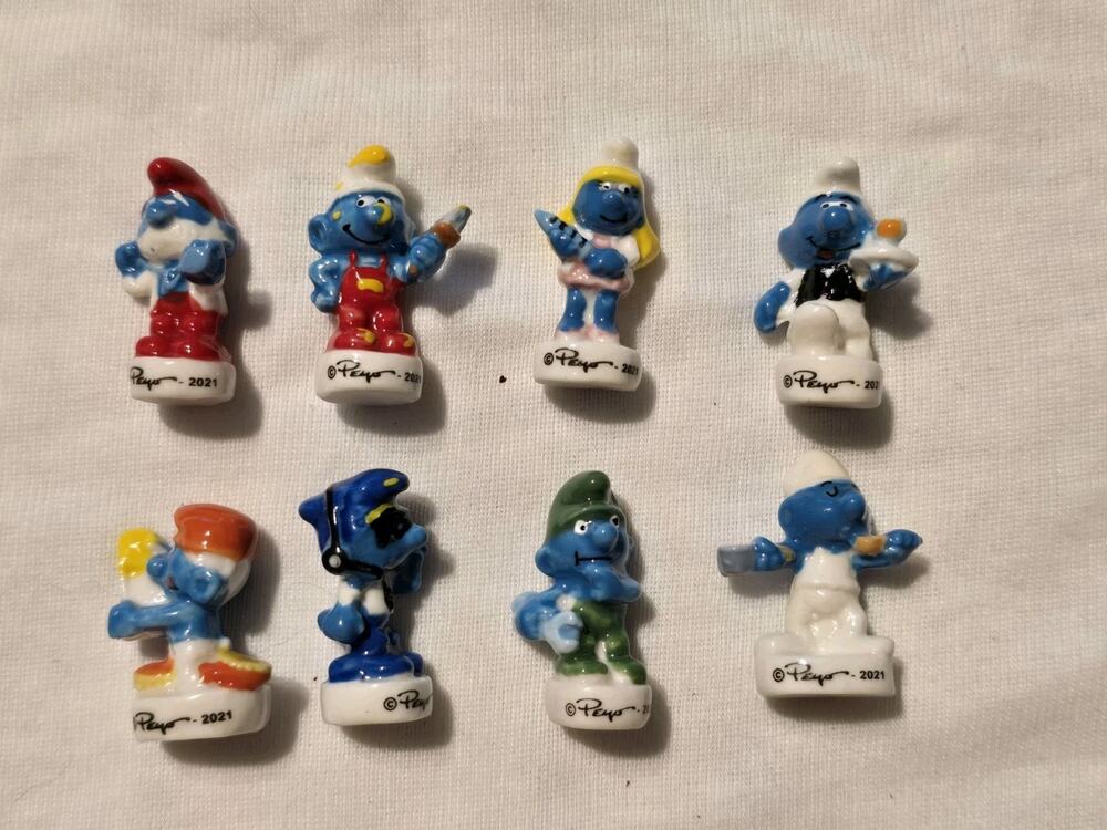 THE SMURFS PEYO PORCELAIN FIGURINES SET MINIATURES X 8